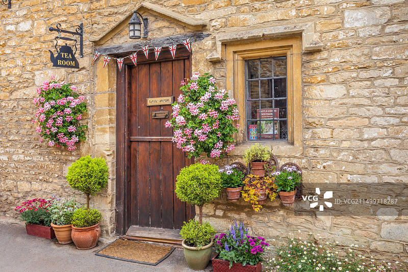 英国威尔特郡科姆堡村的茶馆图片素材