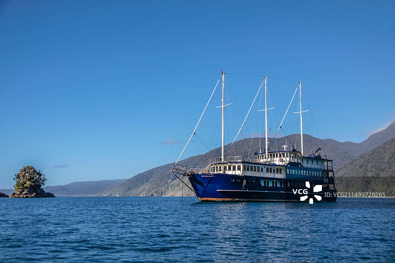 新西兰南岛米尔福德峡湾风光图片素材