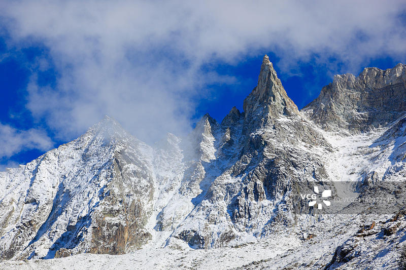 瑞士瓦莱州：拉查峰图片素材