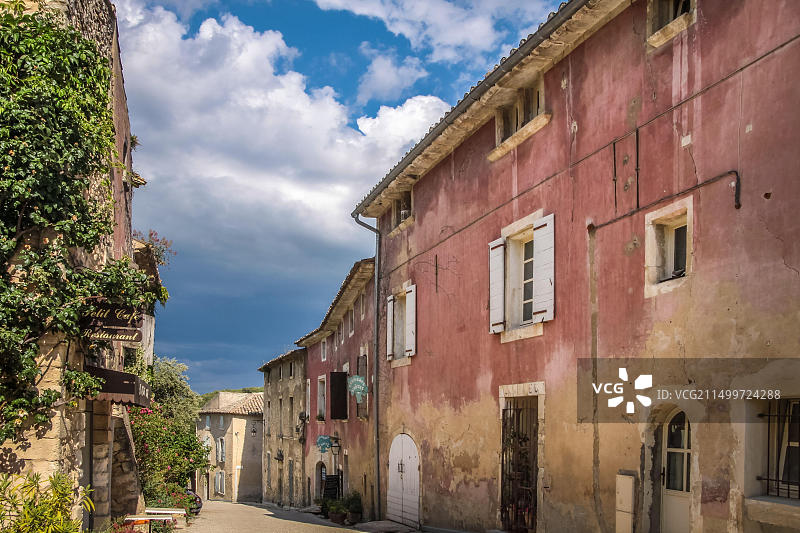 法国普罗旺斯奥佩德老城小巷风光图片素材