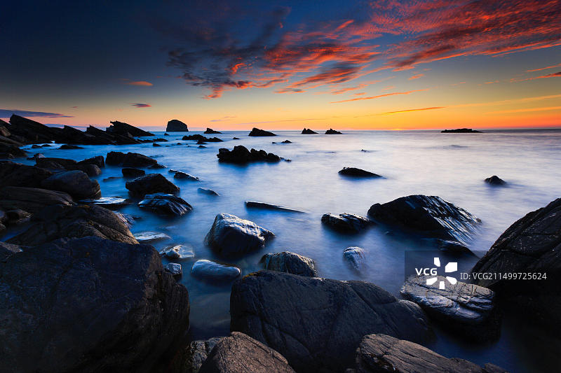 英国苏格兰西北部岩石海岸图片素材