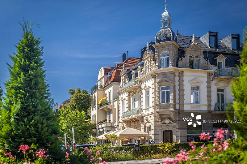 德国黑森州巴特瑙海姆温泉花园历史别墅图片素材