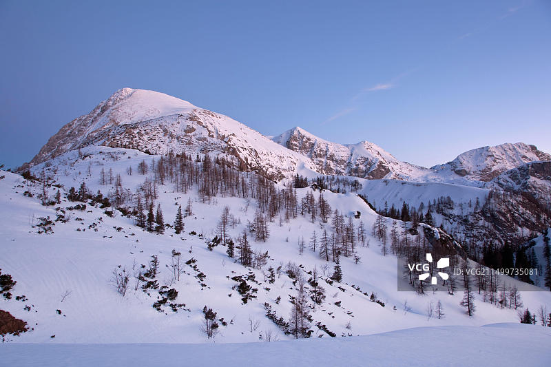 德国巴伐利亚国王湖舍瑙的施内布施泰因山顶风光图片素材
