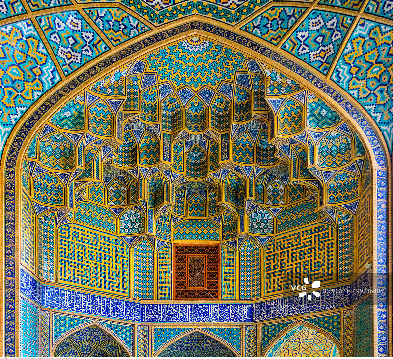 伊斯法罕察哈巴格伊斯兰学校穹顶内景图片素材