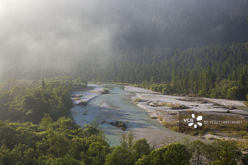 德国巴伐利亚瓦尔高伊萨尔河风光图片素材