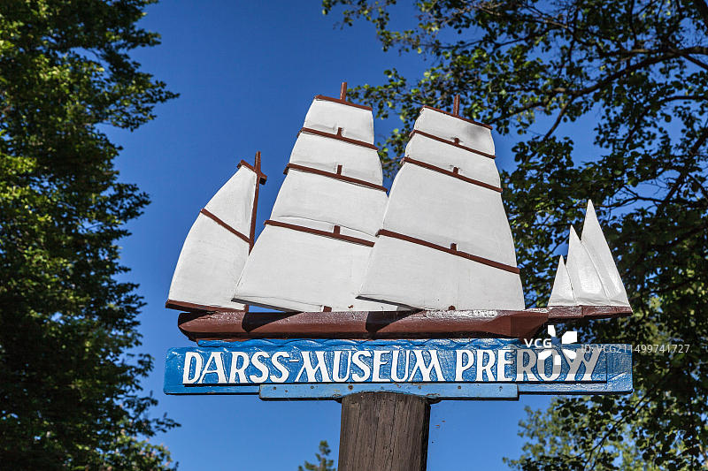 德国梅克伦堡-前波美拉尼亚州普雷罗菲施兰普雷罗达尔斯博物馆标志牌图片素材