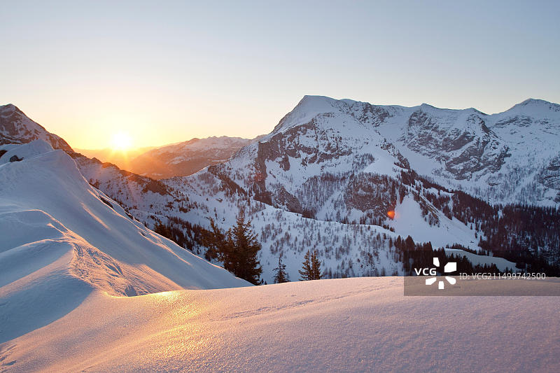德国国王湖耶拿峰日出美景图片素材