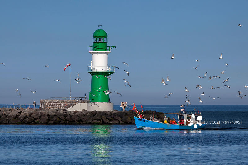 德国罗斯托克西莫勒灯塔，波罗的海风光图片素材