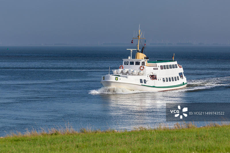 德国石勒苏益格-荷尔斯泰因比苏姆港口渡轮“Funy girl”号图片素材