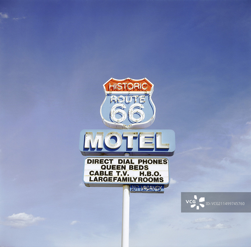 美国亚利桑那州塞利格曼66号公路街道路牌图片素材