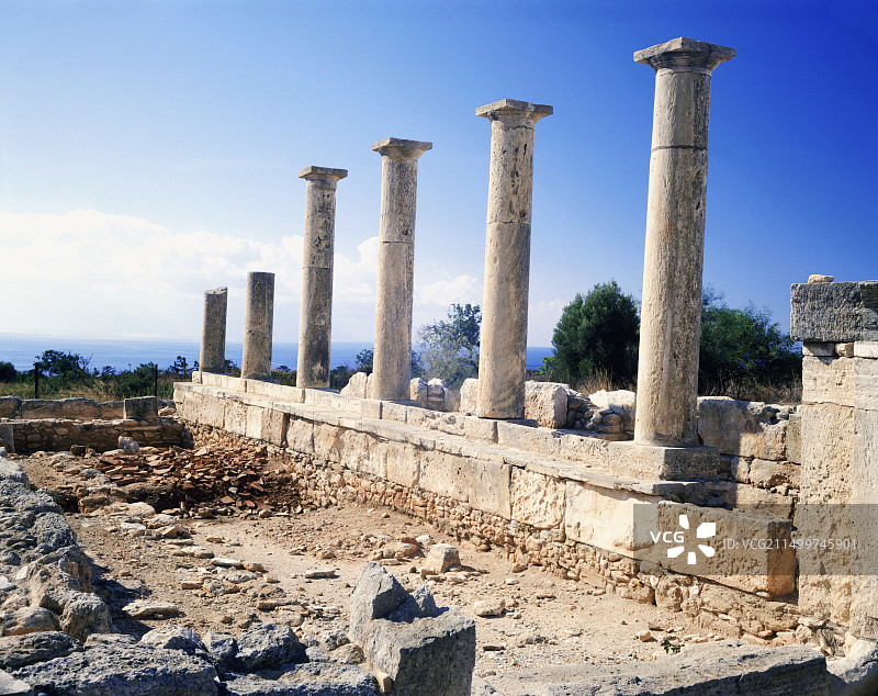 塞浦路斯库里安：图拉真皇帝建于公元111年的罗马柱廊图片素材