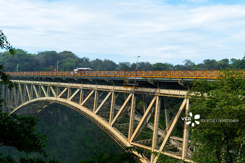 津巴布韦维多利亚瀑布铁路桥图片素材