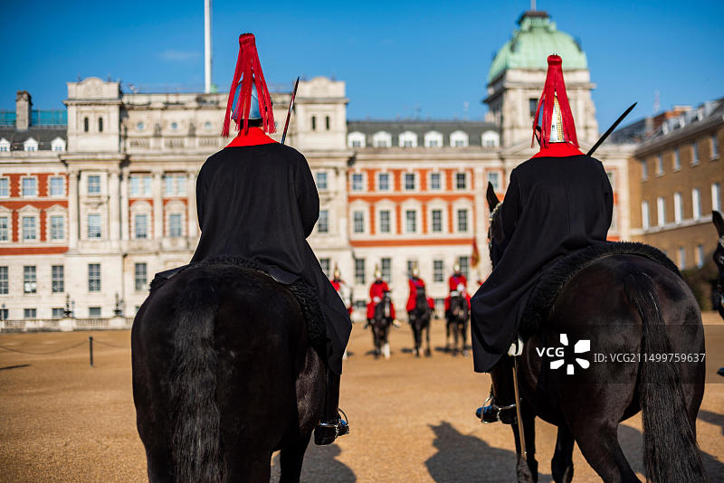 伦敦威斯敏斯特皇家骑兵卫队换岗仪式图片素材