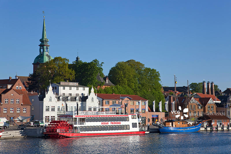 德国石勒苏益格-荷尔斯泰因州港口风光图片素材