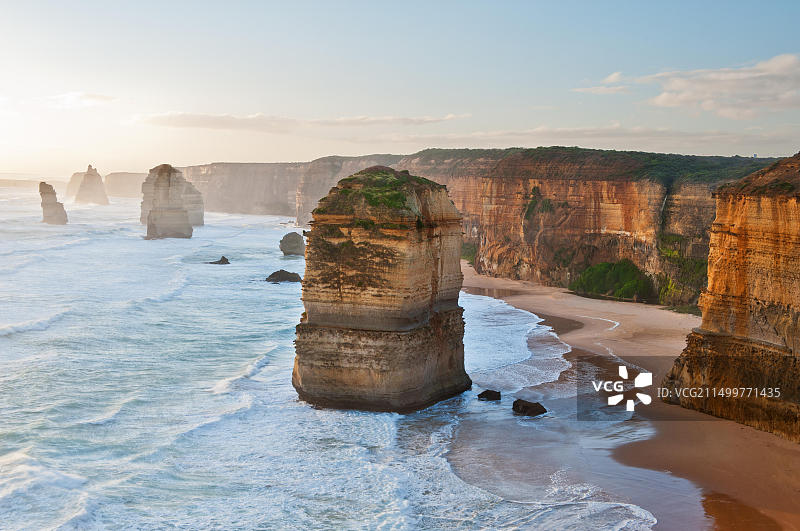 暮光下的十二使徒岩图片素材