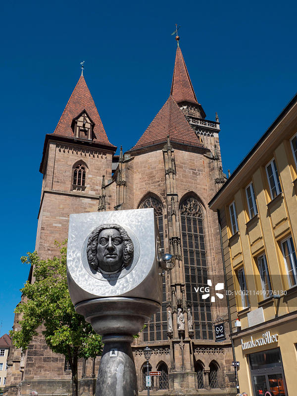 约翰尼斯教堂，巴赫雕塑，德国安斯巴赫图片素材