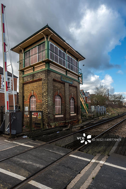 西萨塞克斯克劳利的已废弃铁路信号箱图片素材