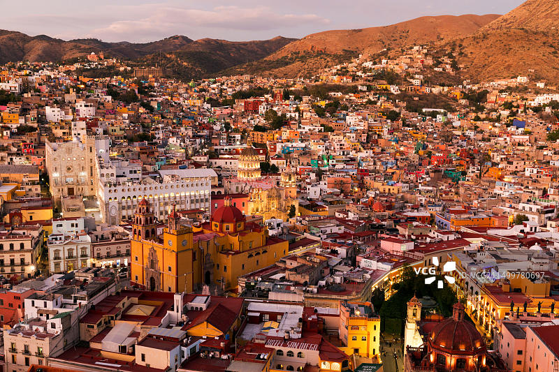 从埃尔皮皮拉纪念碑观望墨西哥瓜纳华托图片素材