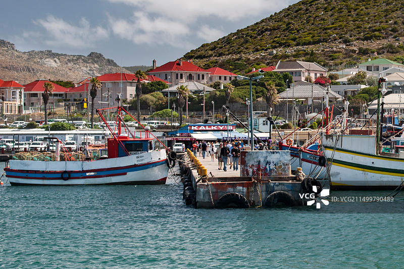 开普敦印度洋海岸卡尔克湾港的渔船图片素材