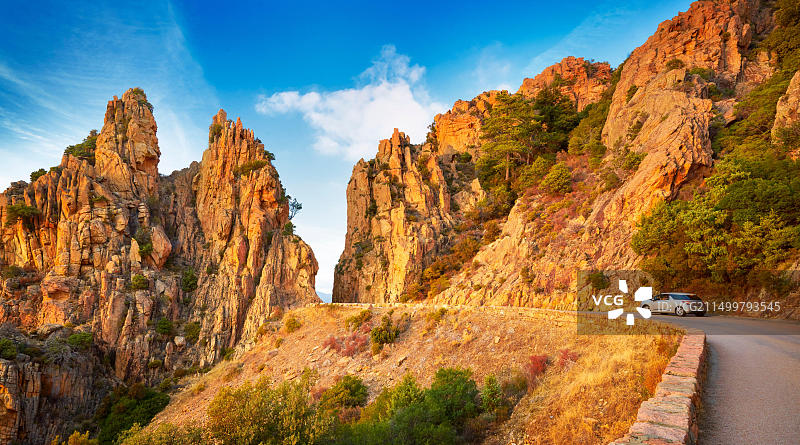 科西嘉岛皮亚纳火山口的D81公路图片素材