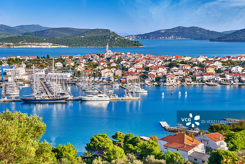 克罗地亚达尔马提亚穆尔泰岛贝蒂娜的航拍景色图片素材