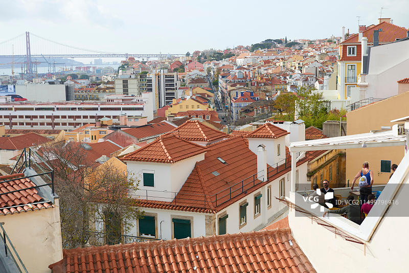 葡萄牙里斯本圣卡塔琳娜观景台的露台图片素材
