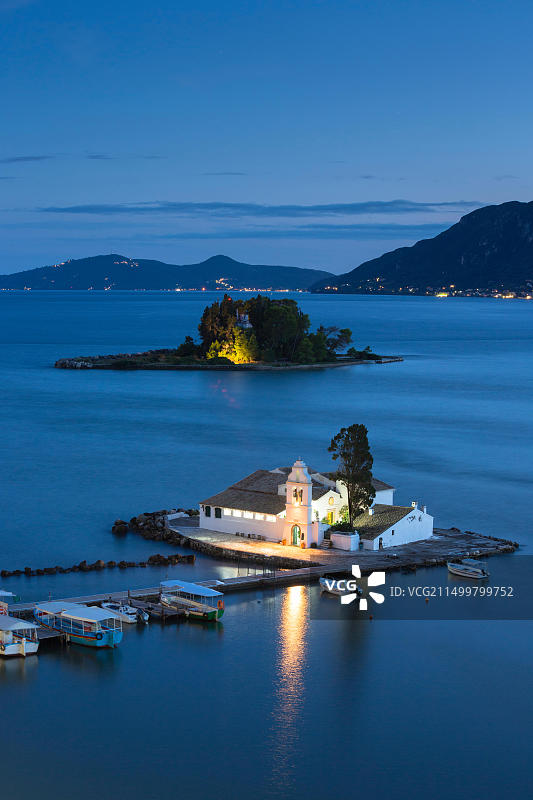 科孚岛科基拉卡诺尼半岛帕纳吉亚·弗拉赫农著名修道院，希腊爱奥尼亚群岛图片素材