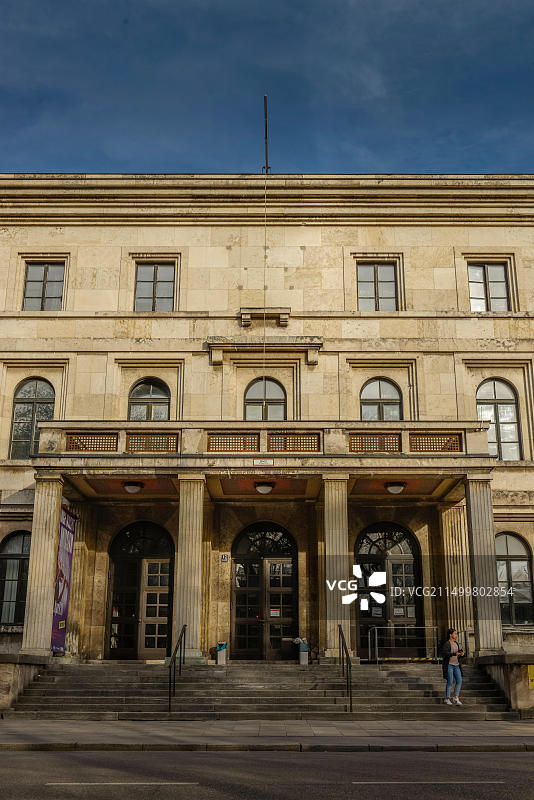 元首大楼，音乐和戏剧学院，阿奇斯大街，国王广场，慕尼黑，巴伐利亚，德国，元首大楼，国王广场图片素材