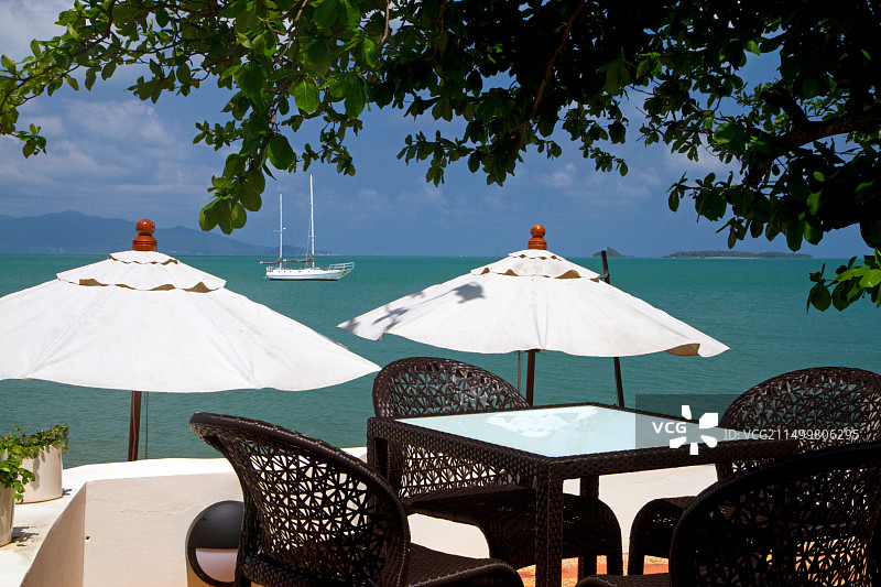 泰国苏梅岛咖啡店露台上的泰国湾景色图片素材