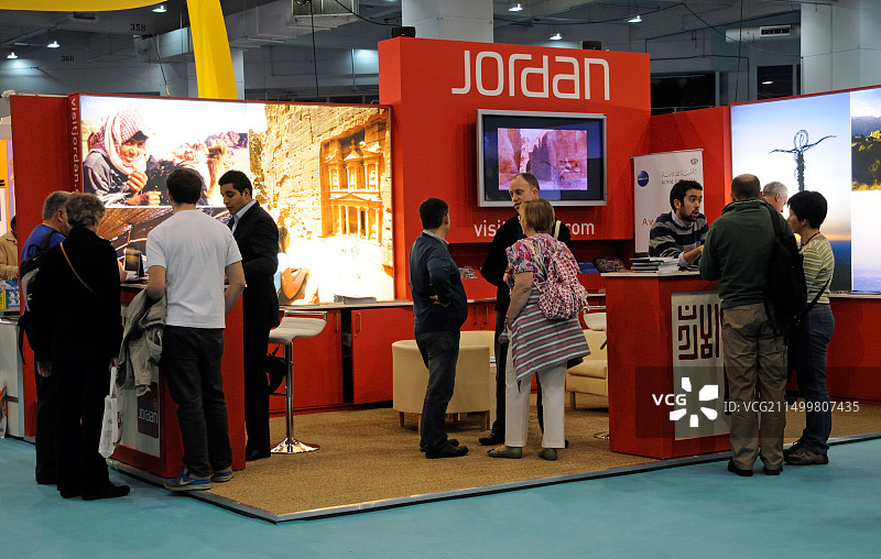 约旦旅游组织在伦敦伯爵宫目的地旅游展上展示其假日产品图片素材