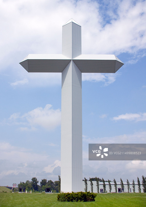 伊利诺伊州埃芬厄姆的世界最大十字架图片素材