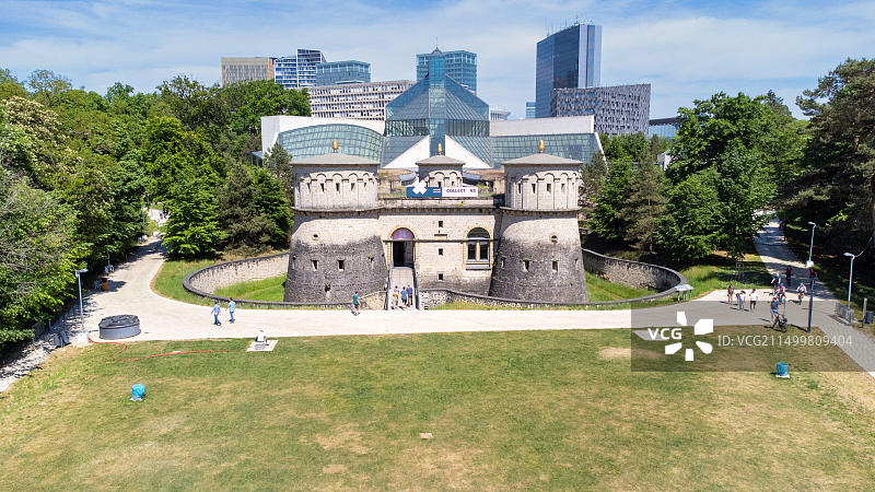 卢森堡蒂ingen堡、Dräi Eechelen博物馆和现代艺术博物馆图片素材