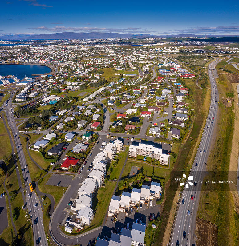 冰岛雷克雅未克郊区哈夫纳夫约杜尔的住宅图片素材