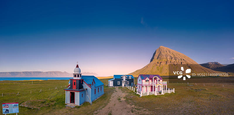 冰岛西峡湾区阿纳尔峡湾的塞缪尔·琼森艺术博物馆图片素材