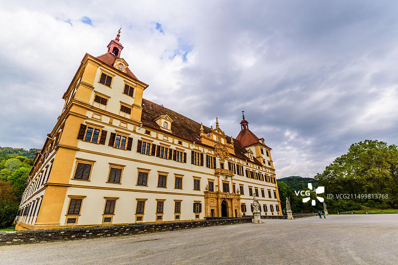 秋季埃根博格宫，施蒂利亚著名旅游景点图片素材