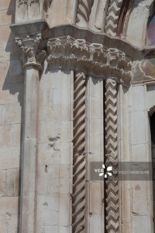 意大利阿布鲁佐地区苏尔莫纳旅游图片素材