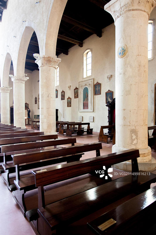 意大利阿布鲁佐地区苏尔莫纳旅游图片素材