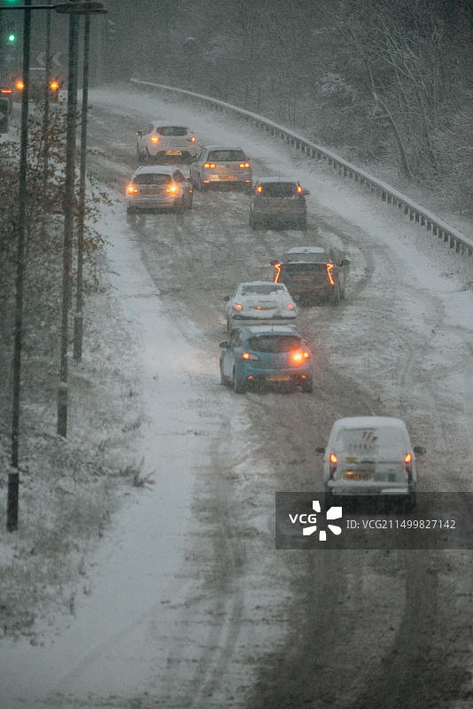 暴雪天气影响出行：凯特灵附近A14公路交通受阻图片素材