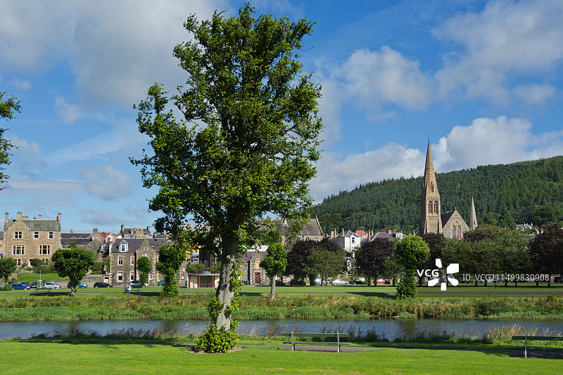 苏格兰边境地区皮布尔斯的特威德河图片素材
