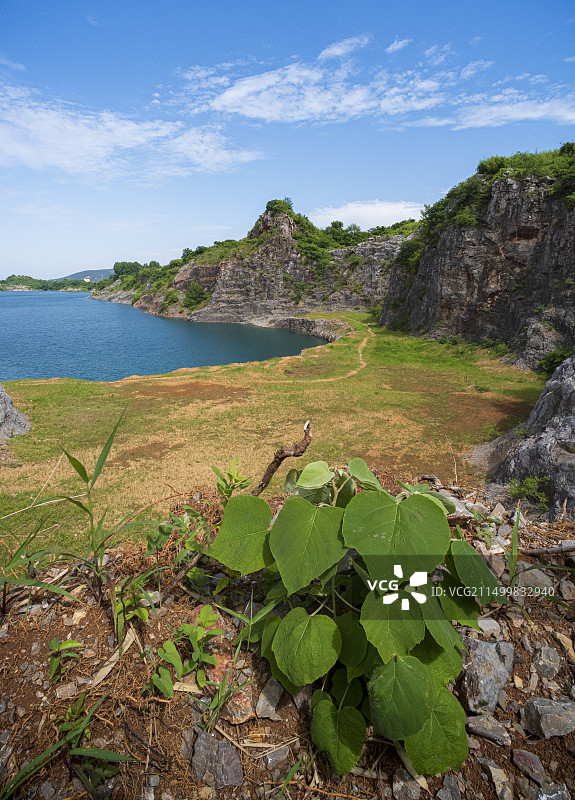 宜兴玉女潭废弃矿坑图片素材