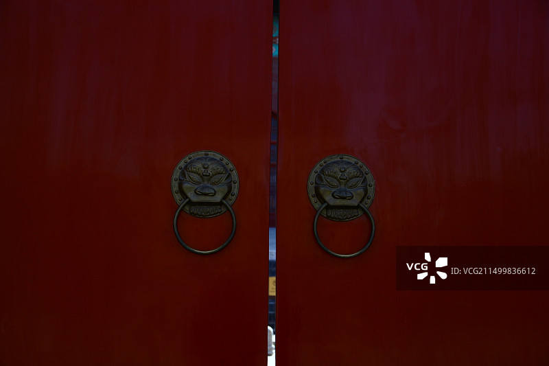 红色大门图片素材
