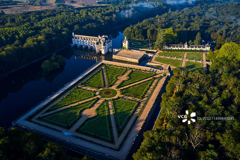 法国安德尔-卢瓦尔省：舍农索城堡与黛安·德·普瓦捷花园图片素材