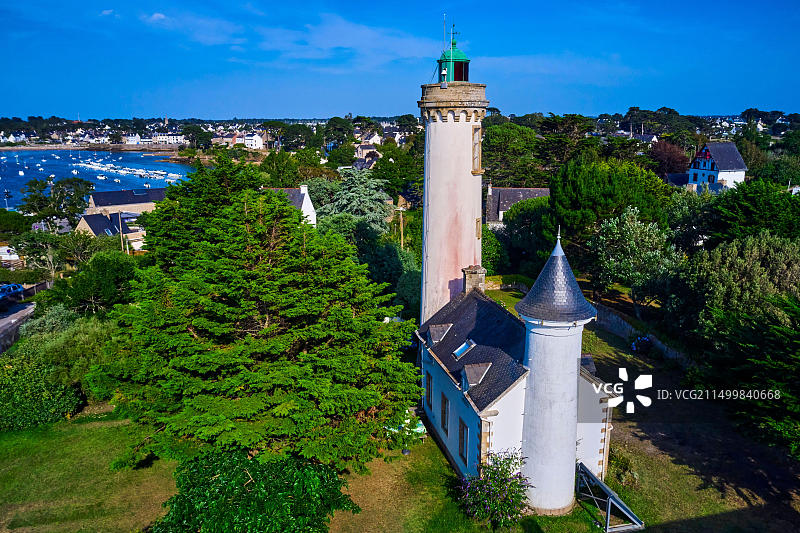 法国莫尔比昂省基伯龙湾莫尔比昂海湾地区自然公园，吕伊斯半岛阿宗灯塔图片素材