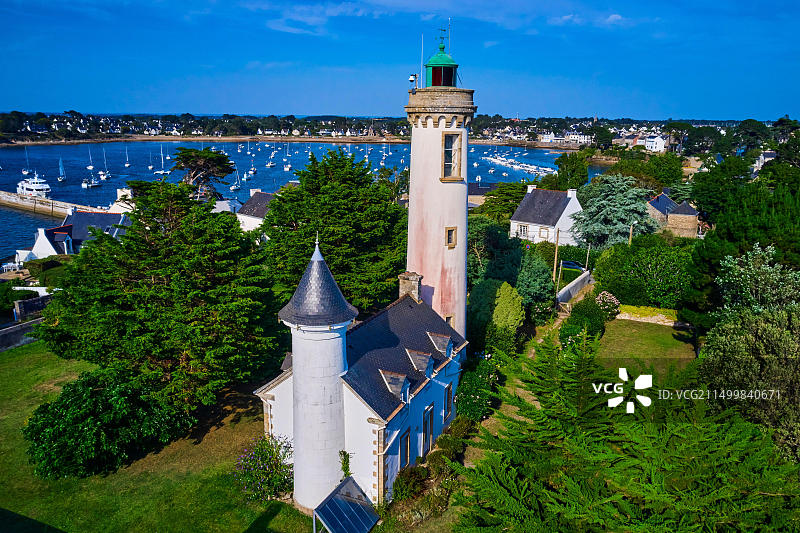 法国莫尔比昂省基伯龙湾莫尔比昂海湾地区自然公园，吕伊斯半岛阿宗灯塔图片素材