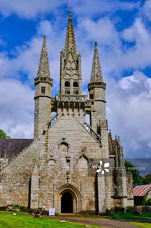 法国莫尔比昂，勒福埃，15世纪圣菲亚克教堂图片素材