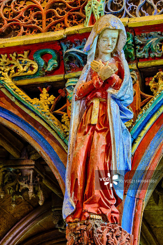 法国莫尔比昂圣菲亚克礼拜堂彩色木雕屏风图片素材