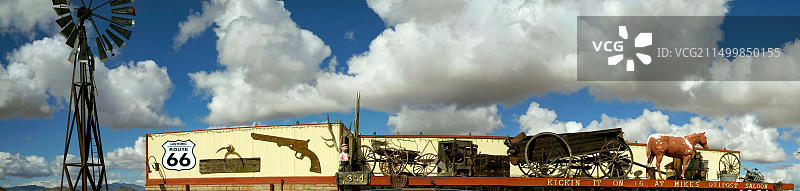 美国亚利桑那州金曼市66号公路驿站和酒吧图片素材