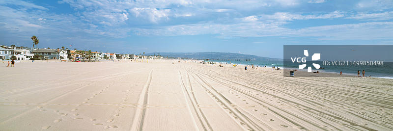 美国加利福尼亚州赫莫萨海滩的海滩与大海图片素材