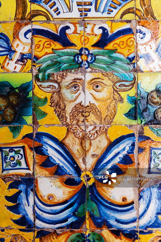 塞维利亚美术博物馆的瓷砖艺术，西班牙图片素材