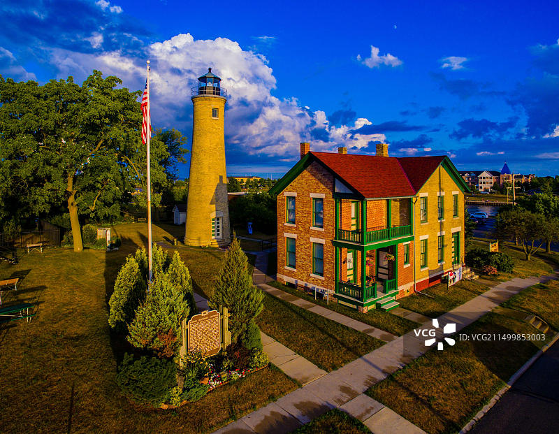 美国威斯康星州基诺沙南港灯塔站鸟瞰图片素材